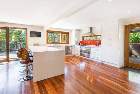 POINT LEO BEACH HOUSE - POINT LEO - Kempsey Accommodation 1