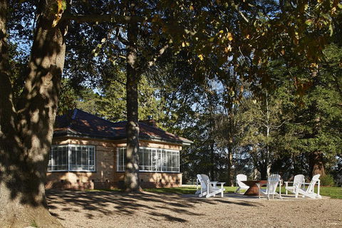 Polperro Farmhouse - Kempsey Accommodation 1