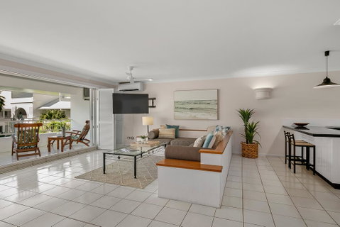 Poolside Apt In Alamanda Beachfront Resort (88) - Kempsey Accommodation 3