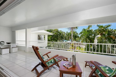 Poolside Apt In Alamanda Beachfront Resort (88) - Kempsey Accommodation 0