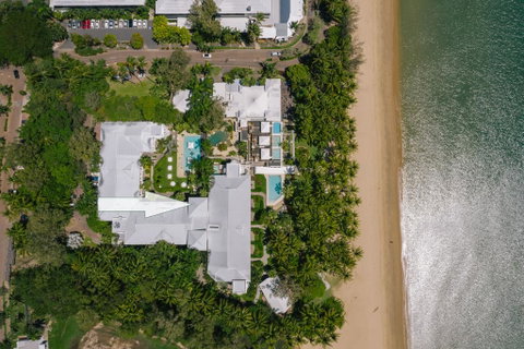 Poolside Apt. In Alamanda Beachfront Resort (41) - Kempsey Accommodation 1