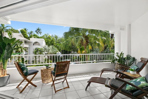 Poolside Apt. In Alamanda Beachfront Resort (56) - Kempsey Accommodation 0