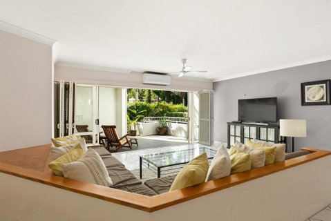 Poolside Apt. In Alamanda Beachfront Resort (62) - Kempsey Accommodation 0