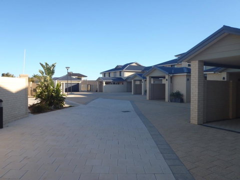 Port Denison Beach Resort - Kempsey Accommodation 3