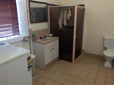 Port Wakefield Cottages - Kempsey Accommodation 3