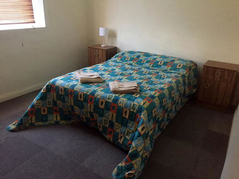 Port Wakefield Cottages - Kempsey Accommodation 2