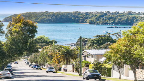 Poseidon Villa At Balmoral Beach - Kempsey Accommodation 3