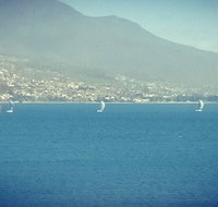 POSH Port Out Starboard Home - Kempsey Accommodation