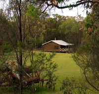 Possum's Hollow and Hooter's Hut - Kempsey Accommodation