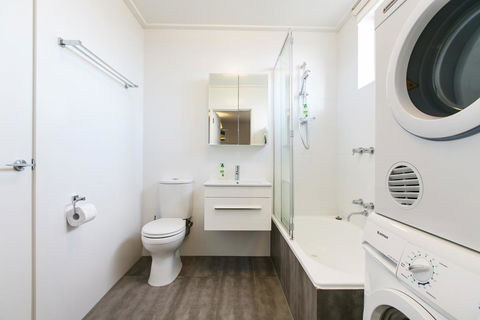 Quiet Comfort In South Yarra - Kempsey Accommodation 3