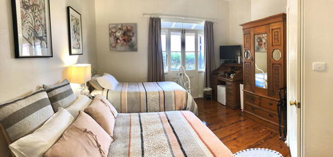 QUILTY HOUSE (Formerly Beethovens) - Kempsey Accommodation 1