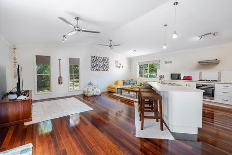 Rainbow Beach Esprit - Kempsey Accommodation 1