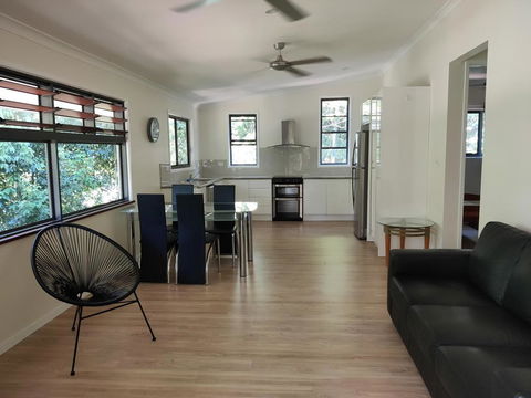 Rainforest Retreat - Kempsey Accommodation 2