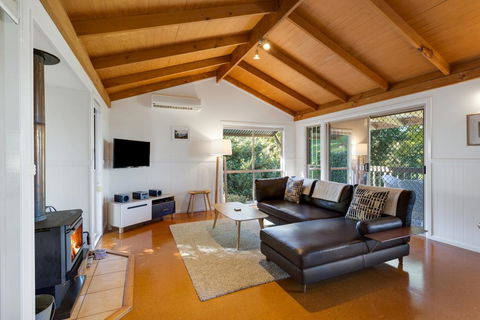 Ravensbourne Escape - Windsong - Kempsey Accommodation 2
