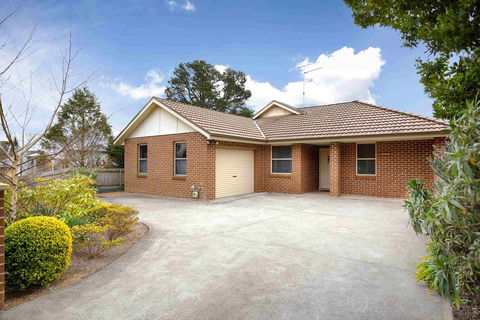 Refresham - Kempsey Accommodation 0