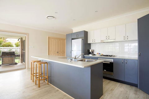 Refresham - Kempsey Accommodation 3