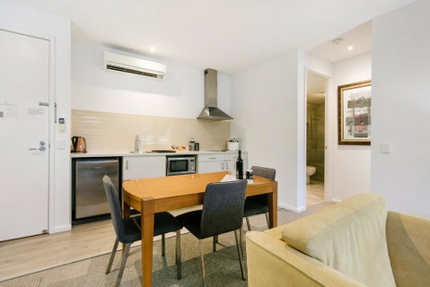 Relax At 54 - Kempsey Accommodation 1