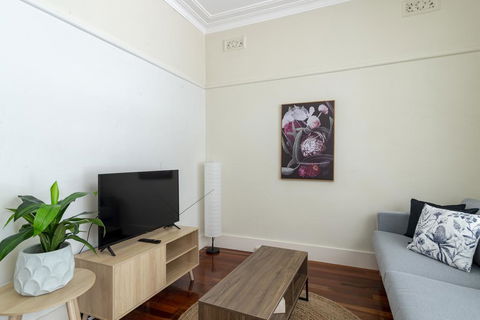 RELAXED FAMILY HOME WILLOUGHBY - Kempsey Accommodation 2