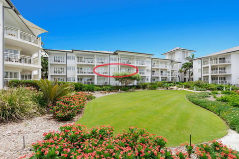 RESORT ON THE BEACH 5215 - OCEAN GLIMPSES - Kempsey Accommodation 0