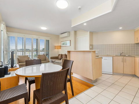 RESORT ON THE BEACH 7225 Dual Room - Kempsey Accommodation 0