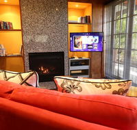Rhyll Haven Luxury Apartments and BB - Kempsey Accommodation