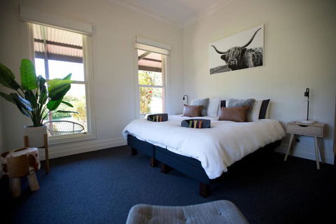 Ridge Line Riders Luxury Retreat - Kempsey Accommodation 1