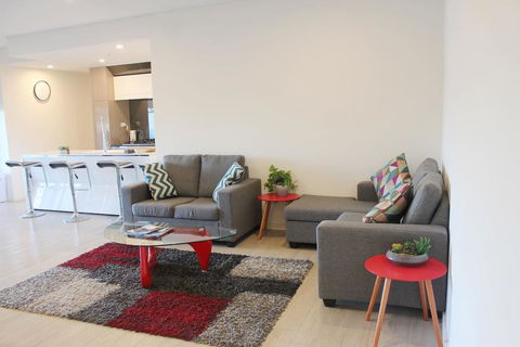 Riverside Apartment Next To Sydney Olympic Park - Kempsey Accommodation 2