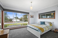 Book Torquay Accommodation Vacations Kempsey Accommodation Kempsey Accommodation