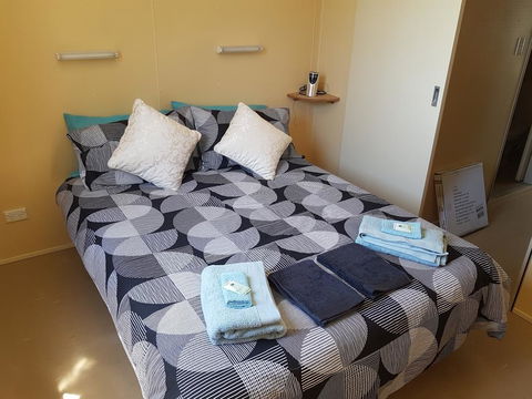 Rocks Retreat Cabin 3 - Lobster - Kempsey Accommodation 1
