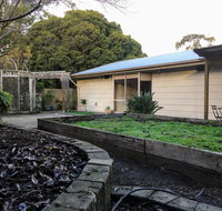 Romantic Getaway with Spa and Wifi - Pet Friendly - Kempsey Accommodation
