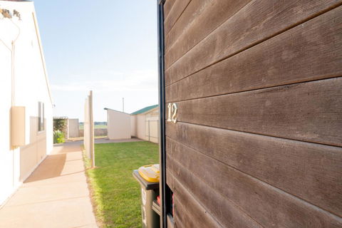 Rosebank Cottage Tailem Bend - Kempsey Accommodation 2