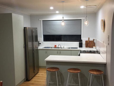 Rosebud Holiday Retreat - 700m To The Beach - Kempsey Accommodation 2