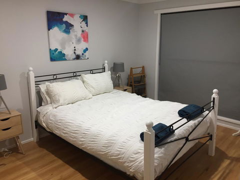 Rosebud Holiday Retreat - 700m To The Beach - Kempsey Accommodation 3