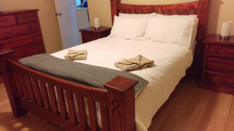 Sallys B&b - Kempsey Accommodation 0