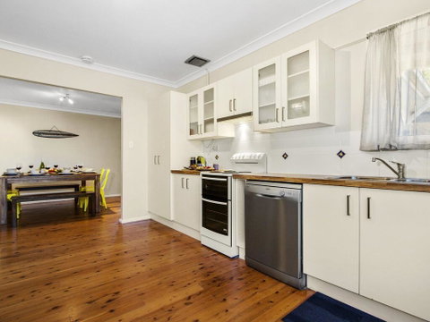 Sam's Beach Shack - Kempsey Accommodation 2