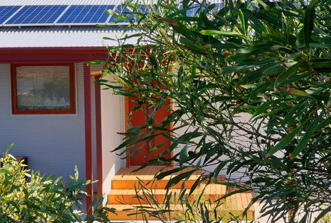 Samphire: Coorong Accommodation - Kempsey Accommodation 0
