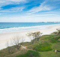 San Simeon Beachfront Apartments Tugun - Kempsey Accommodation