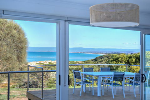 Sandbar Beach House - Kempsey Accommodation 0