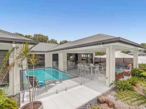 Sandcastles - Palm Cove - Kempsey Accommodation 0