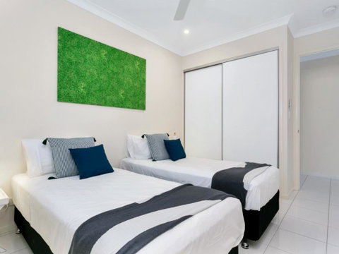 Sandcastles - Palm Cove - Kempsey Accommodation 2