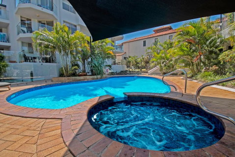 Sandcastles On Currumbin Beach - Kempsey Accommodation 1