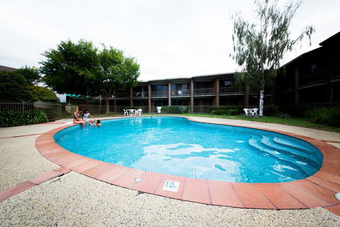 Sandown Regency Hotel & Apartments - Kempsey Accommodation 1