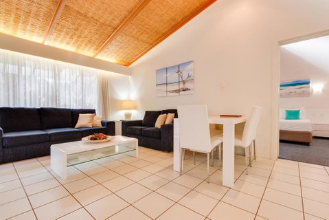 Sapphire Sea N Sand - Kempsey Accommodation 1