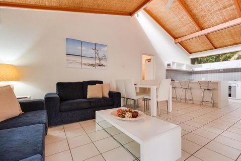 Sapphire Sea N Sand - Kempsey Accommodation 0