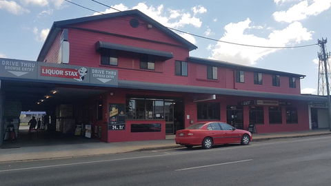 Sarina Hotel - Kempsey Accommodation 0