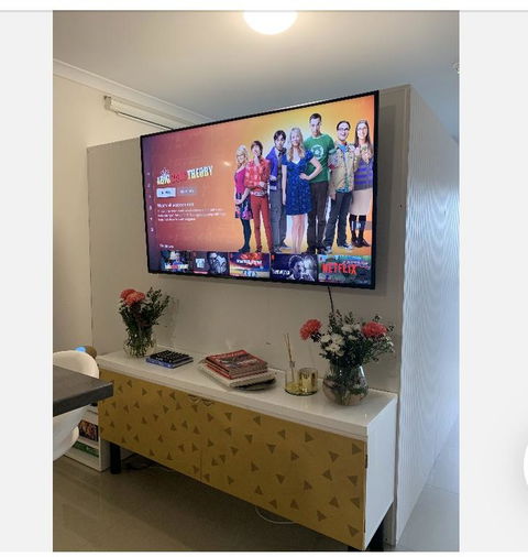 Sassy And Modern Apartment - Kempsey Accommodation 3
