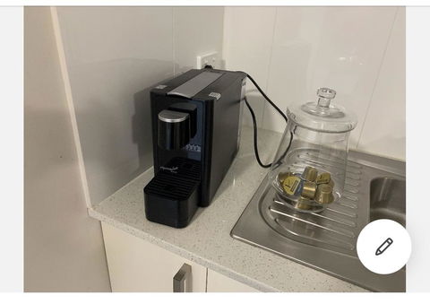 Sassy And Modern Apartment - Kempsey Accommodation 2