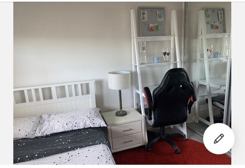 Sassy And Modern Apartment - Kempsey Accommodation 0