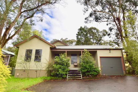 Scenic Cottage Of Katoomba - Kempsey Accommodation 0