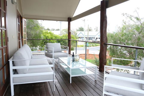 Sea Esta - Town & Beach On Your Doorstep - Kempsey Accommodation 1